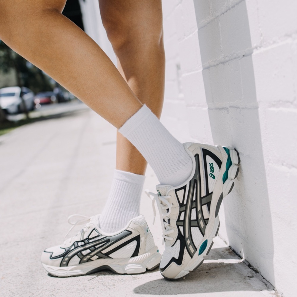 New Asics GEL-NYC 2055 Sneakers Gel-NYC 2055 1203A542 Pale‎ Oak Truffle Grey - Picture 14 of 15
